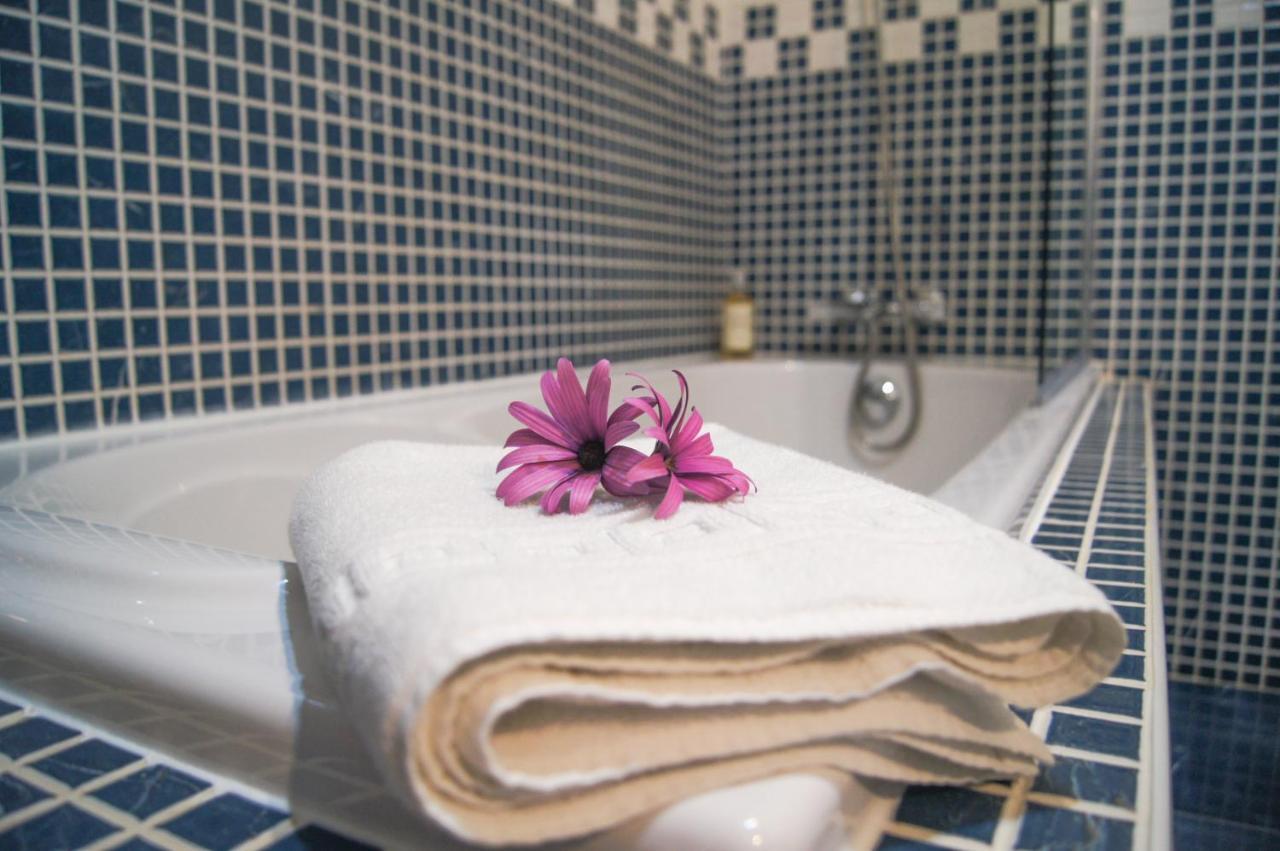 Aloha Burgau Guesthouse エクステリア 写真